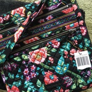 Vera Bradley Bags - Vera Bradly Bag Vera Bradley Bags - Vera Bradly Bag